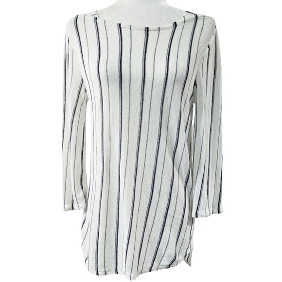 Nic+Zoe Linen Blend Cream Navy Blue Stripe Top Beachy Lightweight Semi Sheer - Picture 1 of 10
